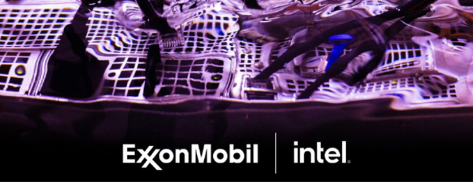 紫色和黑色数据中心浸入式储液罐，带液体以及 ExxonMobil 和 Intel 卡